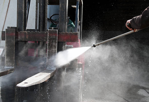 Best Building Exterior Pressure Washing in Newnan, GA